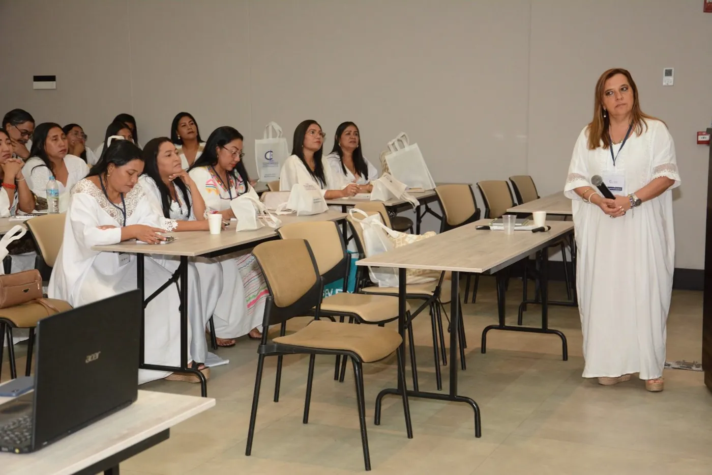 Ponencia durante el COLACI 2025 (foto 22)