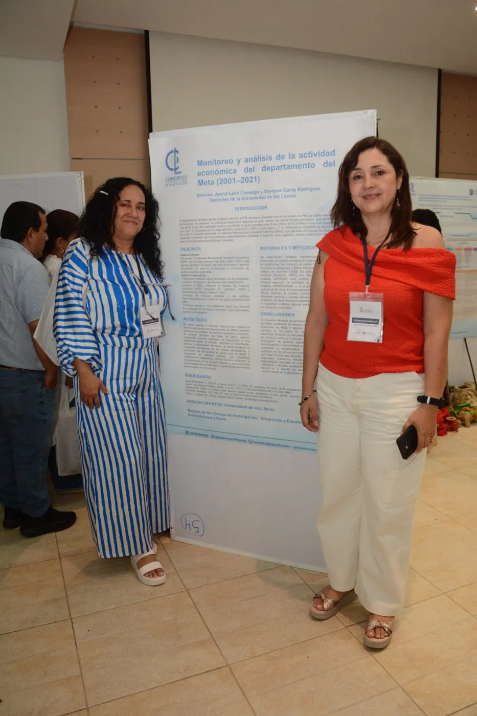 Presentación de póster en el COLACI 2025 (foto 17)